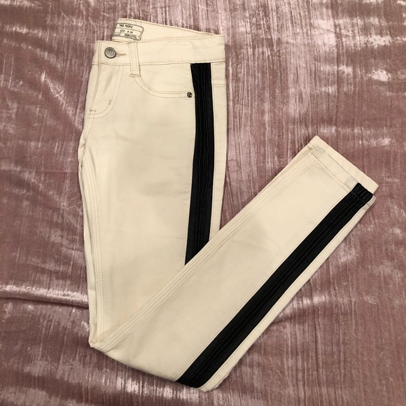 Free People Denim - Free People Off-White Jeans w/ Leather Strip